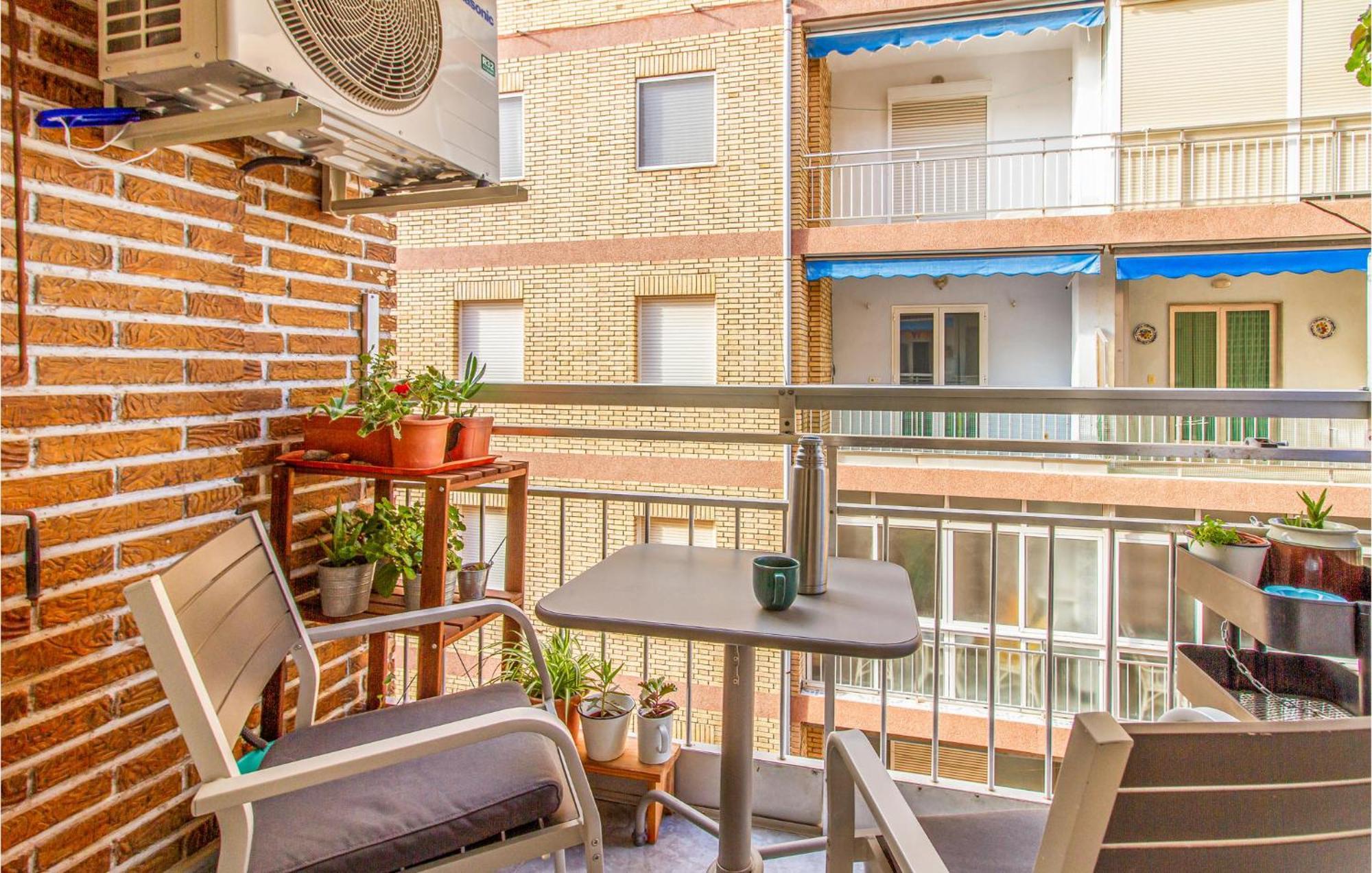 Lovely Apartment In Santa Pola With Wifi Exterior foto